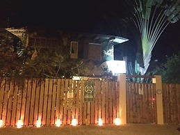 Tropical Sands Dominical Eco Inn