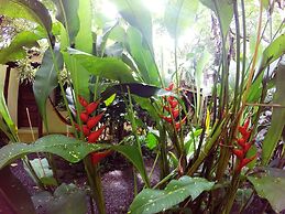 Tropical Sands Dominical Eco Inn