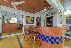 Tropical Sands Dominical Eco Inn