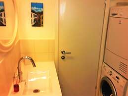 Tel Aviv Apartment by the Sea