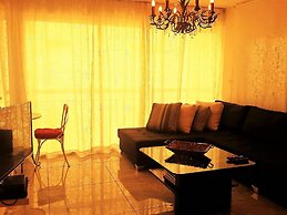 Tel Aviv Apartment by the Sea