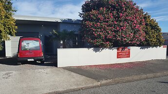 De Vine Martinborough 26 Cologne St