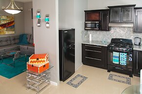 Skyview Manor Guest Apartments