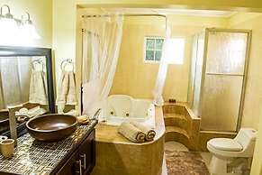 Skyview Manor Guest Apartments