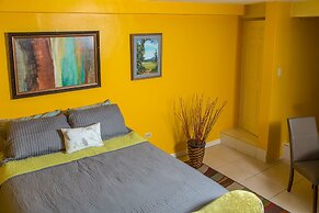 Skyview Manor Guest Apartments