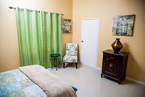 Skyview Manor Guest Apartments