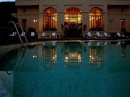 Hotel Paras Mahal