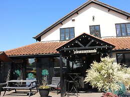 The Crown Lodge and Restaurant