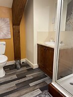 The Crown Lodge and Restaurant