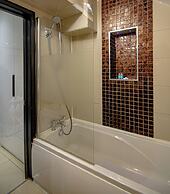 Imperial Court Suites