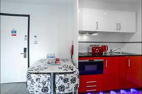 Imperial Court Suites