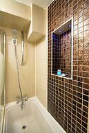 Imperial Court Suites