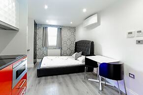 Imperial Court Suites