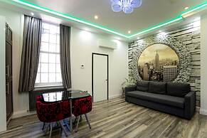 Imperial Court Suites