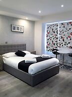 Imperial Court Suites