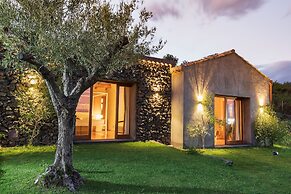 Monaci delle Terre Nere