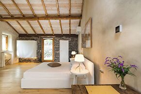 Monaci delle Terre Nere