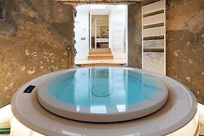 Monaci delle Terre Nere