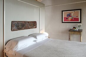 Monaci delle Terre Nere