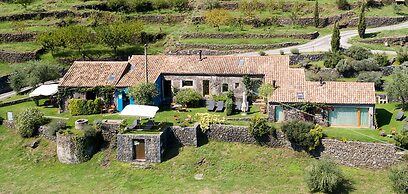 Monaci delle Terre Nere