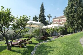 Monaci delle Terre Nere