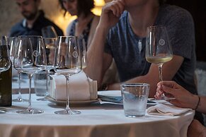 Monaci delle Terre Nere