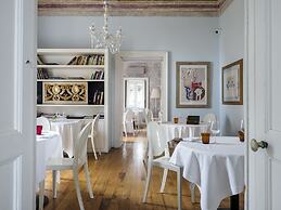 Monaci delle Terre Nere