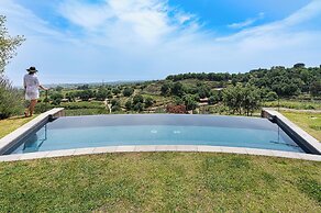 Monaci delle Terre Nere
