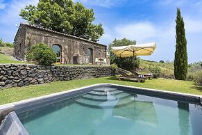 Monaci delle Terre Nere