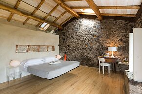 Monaci delle Terre Nere