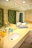 Apartment by the Sea