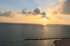 Apartment by the Sea