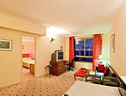 Apartment by the Sea