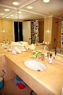 Apartment by the Sea