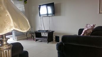 Fern Court Apartment With Oceanic View