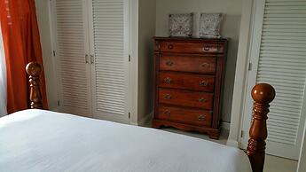 Fern Court Apartment With Oceanic View