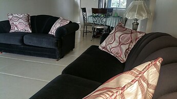 Fern Court Apartment With Oceanic View