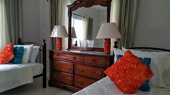 Fern Court Apartment With Oceanic View