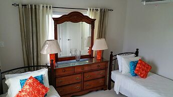 Fern Court Apartment With Oceanic View