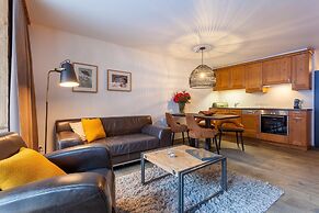 22 Summits Apartments