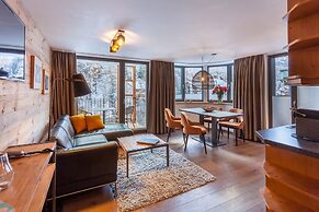 22 Summits Apartments