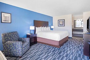 Days Inn and Suites by Wyndham Oxford
