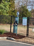 Days Inn and Suites by Wyndham Oxford