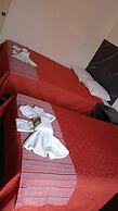 Feathers Hotel and Lounge - Hostel