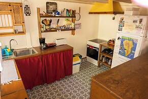 Hostel La Casa Encantada