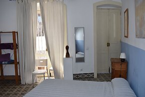 Hostel La Casa Encantada