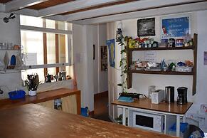 Hostel La Casa Encantada