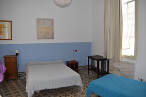 Hostel La Casa Encantada