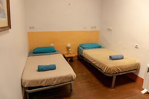 Hostel La Casa Encantada