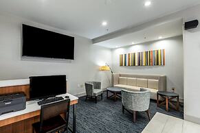 Holiday Inn Express & Suites Jersey City North - Hoboken by IHG